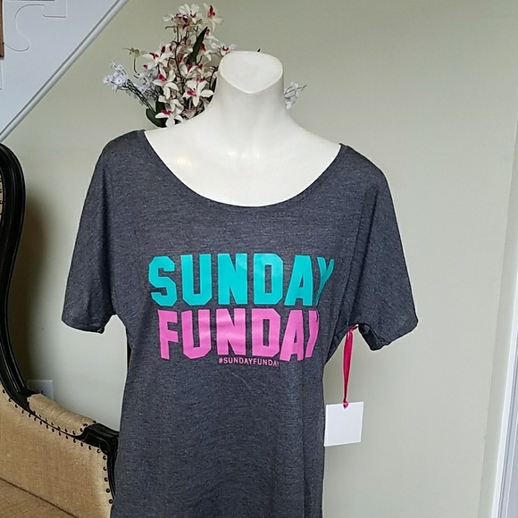 Sunday funday tee - Picture 1 of 1